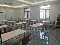 Three Station Hotel (Railway Station Bus Station) - فطور