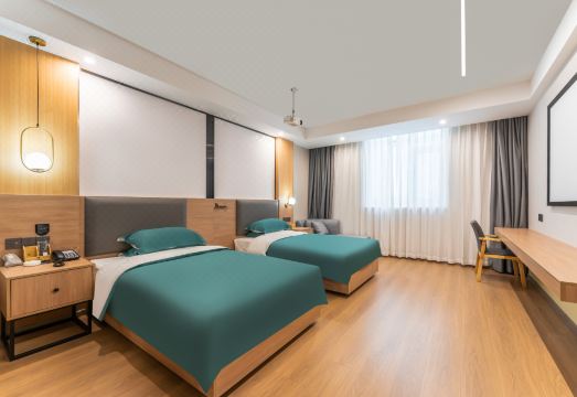 Seman Hotel 전경