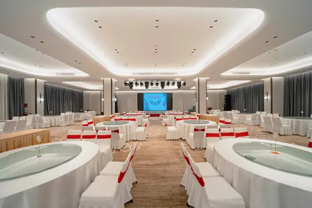 RUIAN INTERNATIONAL DUHUI JIANGNAN HOTEL Отели рядом с достопримечательностью «Caocun Port»