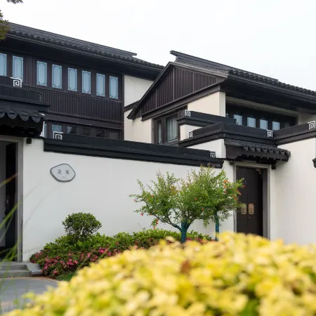 Zhenjiang Jurong Hantian Langyue Star Hotel (Baohuashan Scenic Area)
