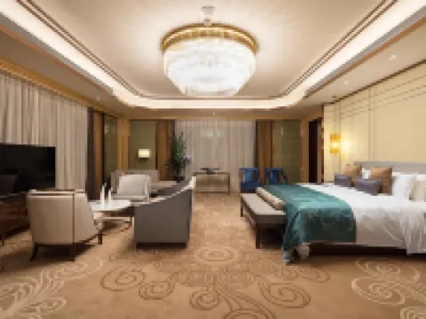 IKE INTERNATIONAL HOTEL Hotels in Zhumadian