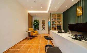 Jijia Select Hotel (Shenyang University of Technology)