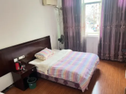 Xingyuntong Hotel