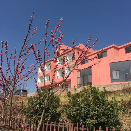 Yongren Sunrise Fangshan Hotel