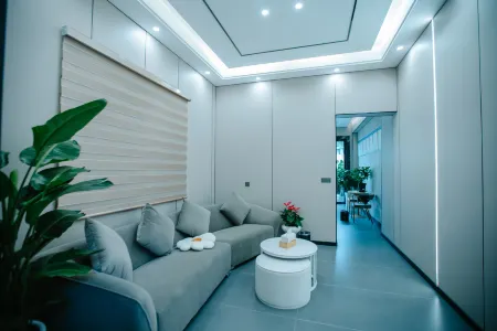 Anshun Yuanhe B&B Отели рядом с достопримечательностью «Guizhou Electron Technology Vocational College»