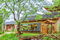 Dawu Jinling Yanhui College Hotel