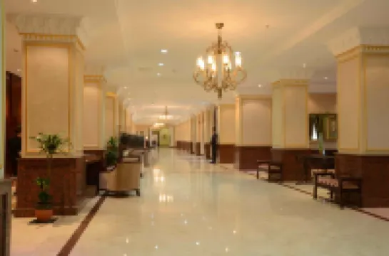 Lotte City Hotel Tashkent Palace Hoteles en Taskent