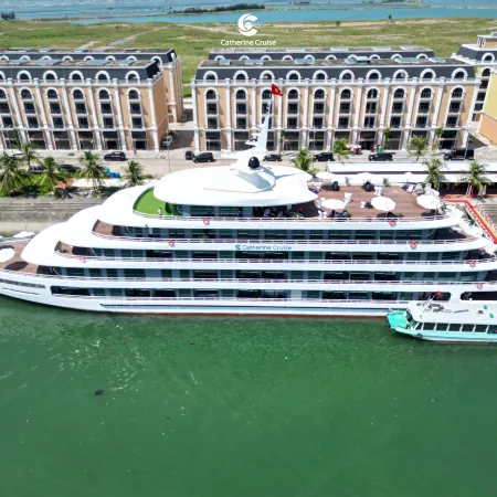 Catherine Cruises