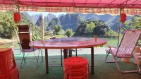 Lakeside Homestay (Haohan Lake Scenic Area)