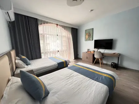 Natural  Residence Отели рядом с достопримечательностью «Fuyang Longlinba Sceneic Area»