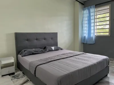 200A & 201A Homestay Malim Nawar Hotels in Teja
