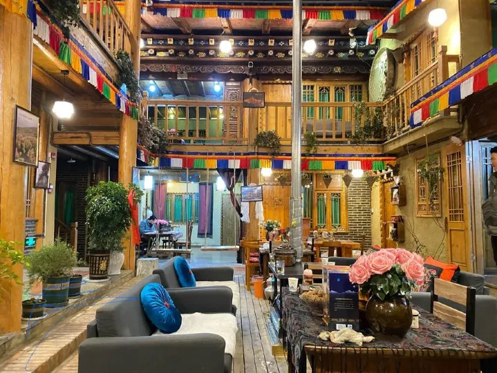 Aruo Qiong Homestay (Shangri-La Dukezong Ancient City Branch)