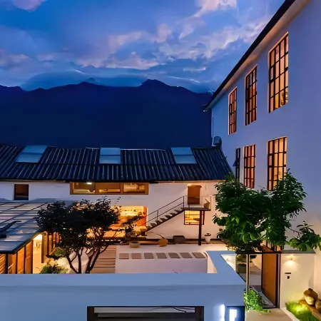 Bingmayong Qintang Inn