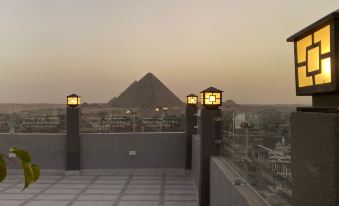 Khan DuiDar Inn - Pyramids View Rooftop