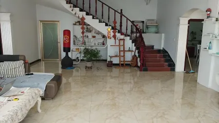 Er Ge Homestay Отели рядом с достопримечательностью «Lotus Grand View Garden»