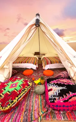 Shagu Campsite Hotels in 