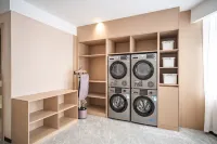 Elong Anyun Hotel（Fuchuan Park Building Ethnic Culture Square Branch）