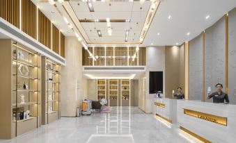 Lavande Hotel Kuerle Jianguo South Road Guomao Center Branch