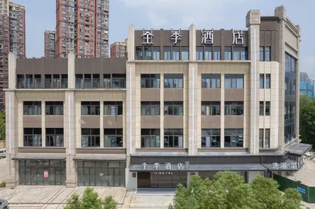 JI Hotel (Nanjing Pukou Puyun Road) Отели рядом с достопримечательностью «Nanjing University of Technology Pukou Campus»