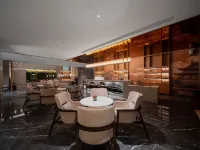 Xinhe International Hotel Hotels in Heqing