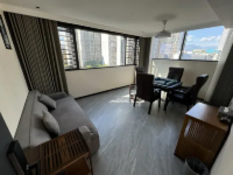 Xichang Shanyue Hotel (Torch Square)