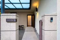 Luhe Shanghu Hot Springs Homestay