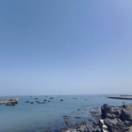 Caifu Building Apartment (Yantai Nanshan Yacht Club)
