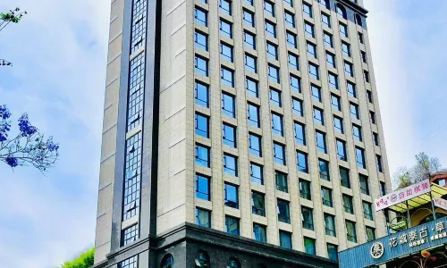 CITY HOTEL