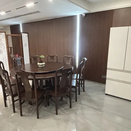 Yixing Jiuyi Mountain Lodge