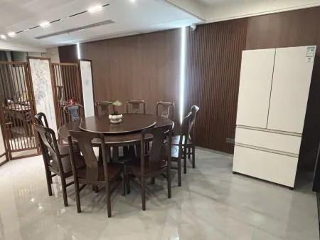 Yixing Jiuyi Mountain Lodge Отели рядом с достопримечательностью «Linggu Cave»