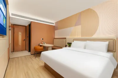 YICHENG HOTEL