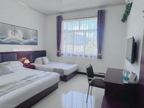 Maiji Home Homestay - غرفة مطلة على الجبل