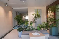 Fuchuan Yuncheng Meisu Hotel (Minzu Culture Square Branch) - balcony
