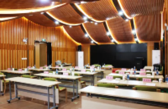 Selenium-themed Inn In West Huangshan City