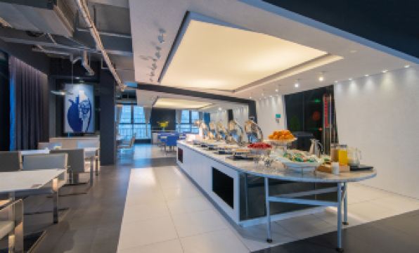Jinjiang Inn Select (Jiaxing South Lake, Global Financial Center, Wanda Plaza) - Housity