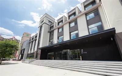 JI Hotel (Jinan Laiwu Gaocreate Center) Hotels near Shandong University of Finance and Economics (Laiwu Campus)