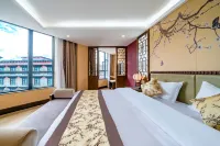 Manka Hotel Hotel a Daocheng