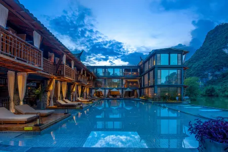 Guangxi Chongzuo Mingshi Yaju·Shanshui Meiju Отели рядом с достопримечательностью «Mingshi Tianyuan Zhuang Folk Residence Museum»