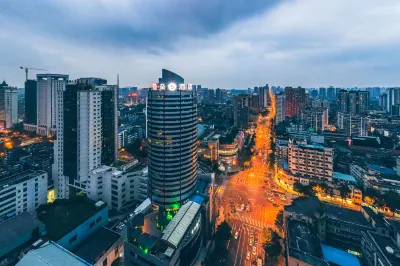 Atour S Hotel, Manjushyuan Subway Station, Chunxi Road Hotels in Chengdu