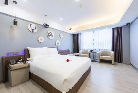 Movie Hotel (Guangzhou Pazhou Exhibition Center Store)