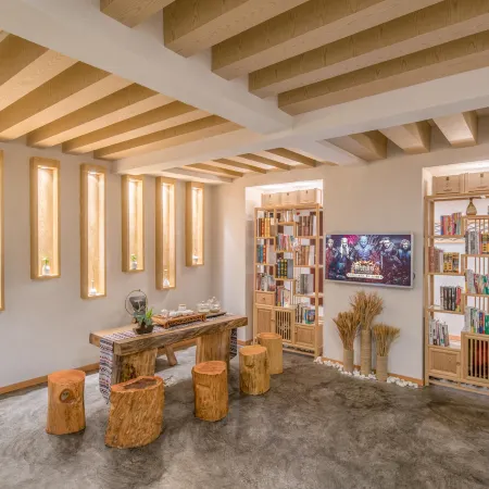 Caiyun Chunxu · High-Altitude View City Homestay (Huaguoyuan White House Shopping Center Branch) Отели рядом с достопримечательностью «Парк Киялинг»