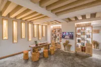 Caiyun Chunxu · High-Altitude View City Homestay (Huaguoyuan White House Shopping Center Branch)