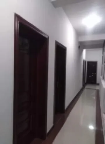 Yingtao Business Hotel, Lixian County