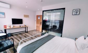 Xinzheng Meilai Boutique Hotel (Xiaoqiao Subway Station)