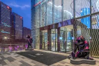 W Chengdu