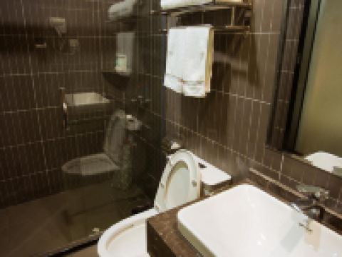 尚客优酒店(嵩县盛世儒苑店) - 家庭房