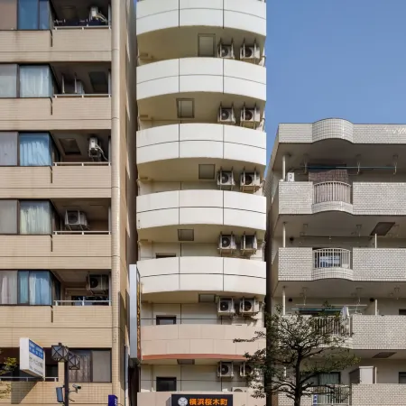 Yokohama Sakuragicho Town Hotel Отели рядом с достопримечательностью «Коллет Маре»