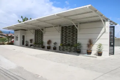 Hotel Helsinki Palu Hotel dekat Mawar Merah Kost