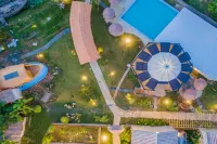 Beihai Huatian Jiudi Holiday Manor (Guantouling Zixiawan Branch) 관토우링 국립삼림공원/골프 호텔