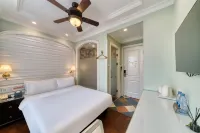 Yike Yijia Boutique Hotel (Dalian Xinghai Park Seaview) فنادق في 